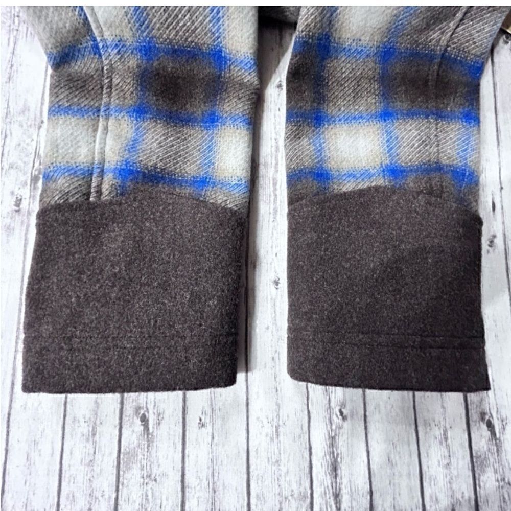 Powder River Outfitters Collection by Panhandle Slim Plaid Wool Jacket - Picture 8 of 12
